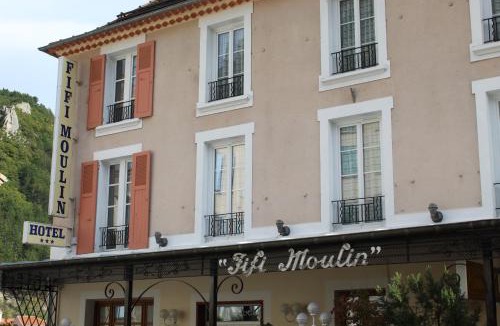 Serres Hotel | Fifi Moulin