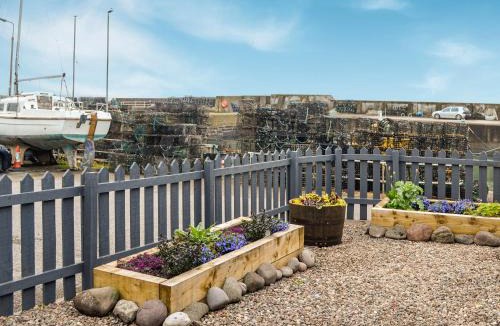 Johnshaven House | Fifie Cottage