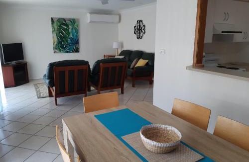 Mollymook Beach Apartment | Fifth Green Apartments