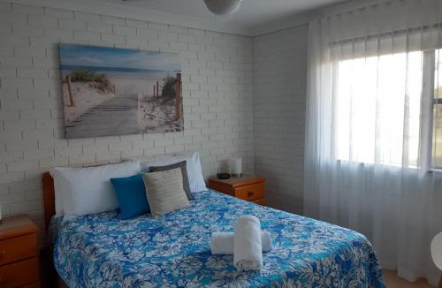 Mollymook Beach Apartment | Fifth Green Apartments