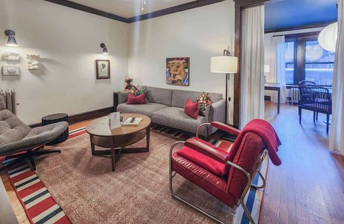 Wrigleyville Apartment | Fifty Shades of Greige