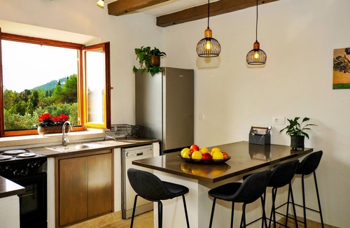 Pupnat Villa | Fig Tree Villa - A traditional stone villa set in an olive grove