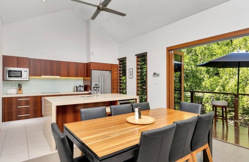 Palm Cove House | Figtree Villas Palm Cove