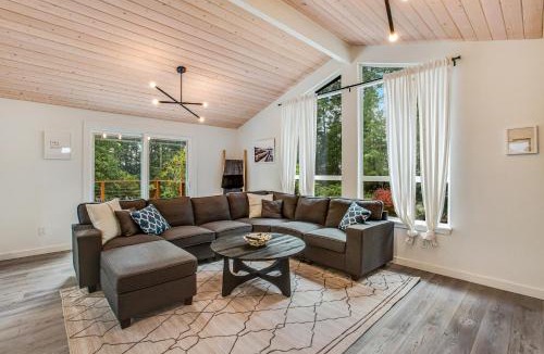 Anderson Island House | Fika Hus