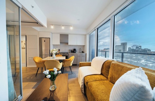 Downtown Toronto Hotel | Fillmore Downtown Suites