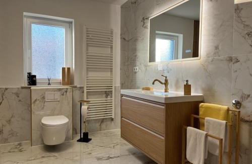 Licko Lesce Apartment | Filuma Suite - Gacka River