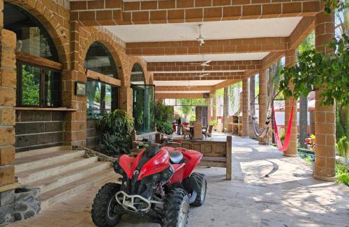 Xochitepec House | Finca Agua Salada