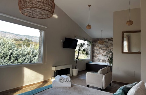 Navahondilla Hotel | FINCA AVELLANEDA