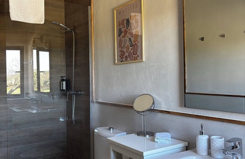 Navahondilla Hotel | FINCA AVELLANEDA