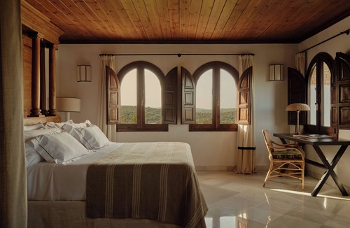La Bobadilla Hotel | Finca la Bobadilla, Leading Hotels of the World