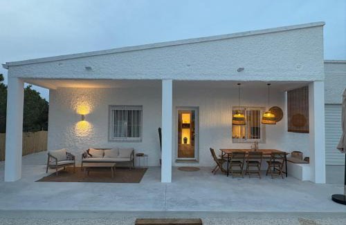 Santa Pola Villa | FINCA LA CAÑADA SANTA POLA -Villas con piscina privada-
