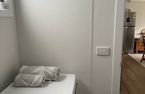 Clayton House | Finches Cottage