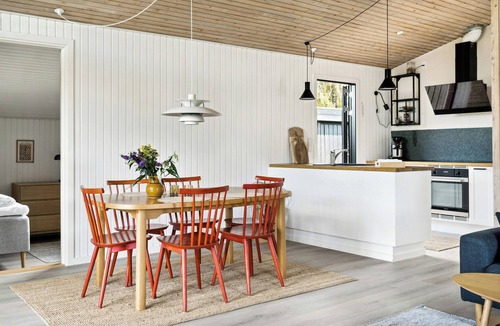 Næs House | Find peace in cosiest setting with sea glimpse