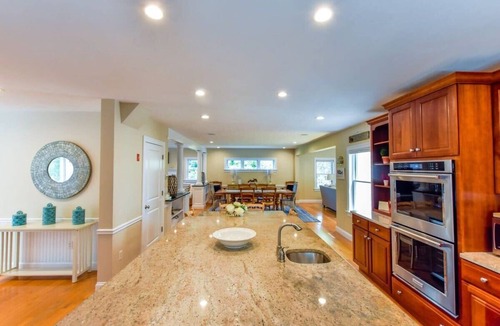 Truro House | Find Relaxation at Corn Hill Beach!