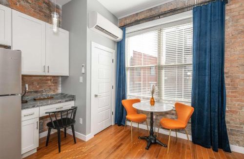 Over-the-Rhine Apartment | Findlay Market Suite 3 - For 2