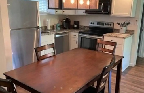 Findley Lake Cottage | Findley Lake Cozy Cottage