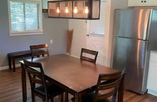 Findley Lake Cottage | Findley Lake Cozy Cottage