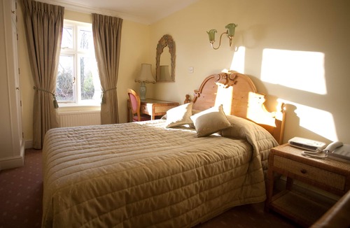 Binfield Hotel | Fines Bayliwick Hotel