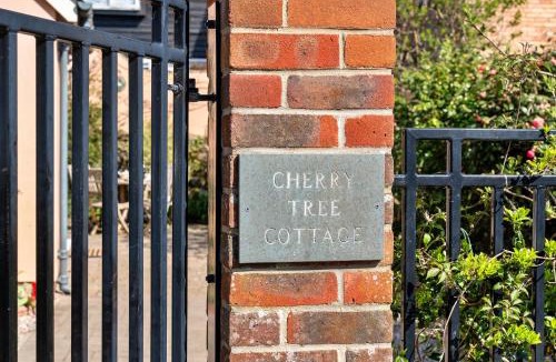 Bovey Tracey House | Finest Retreats - Cherry Tree Cottage