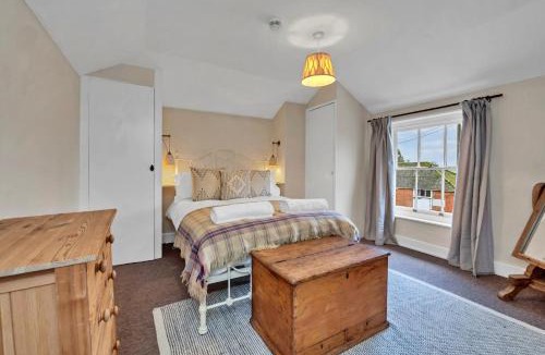 The Pelhams House | Finest Retreats - Clavering Hall