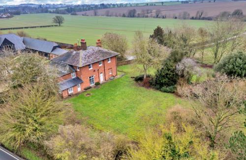 The Pelhams House | Finest Retreats - Clavering Hall