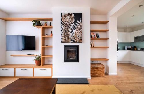 Kington House | Finest Retreats - Elizabeth House