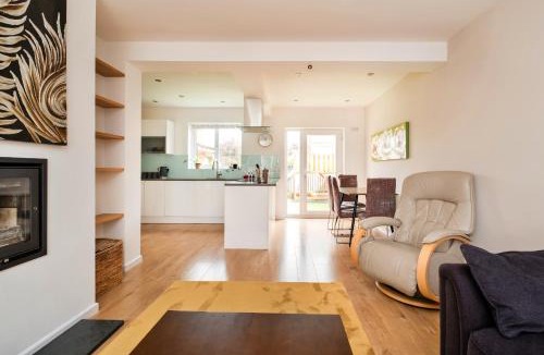 Kington House | Finest Retreats - Elizabeth House