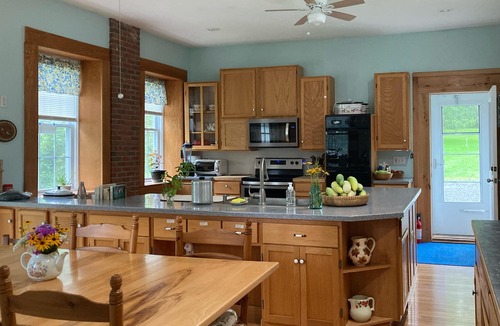 Dundee House | Finger Lakes Cobblestone Treasure