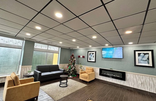 Bath Hotel | Finger Lakes Inn & Suites