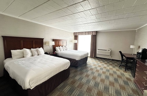 Bath Hotel | Finger Lakes Inn & Suites