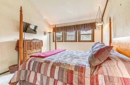 Blodgett Mills House | Finger Lakes Resort Retreat w/Mountain-View Deck!