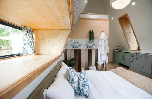 Sodus House | Finger Lakes Treehouse & Spa