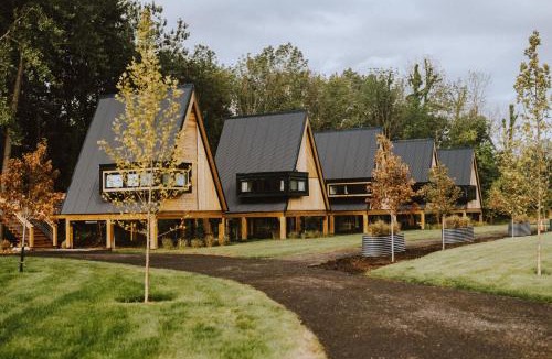 Sodus Hotel | Finger Lakes Treehouse