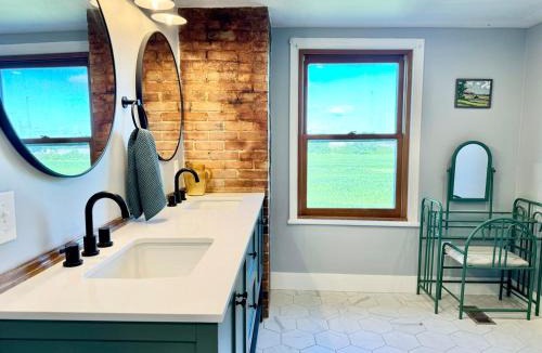 Town of Aurelius House | Fingerlakes farm with goats & chickens