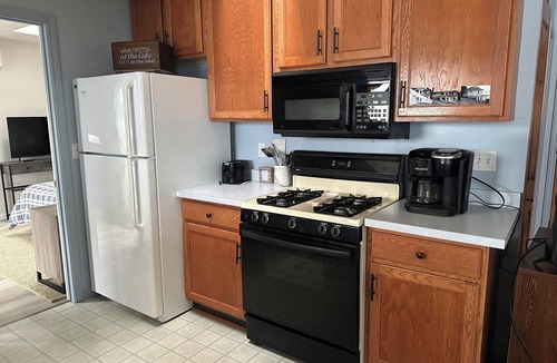Poplar Ridge House | FingerLakes- Owasco Lake Escape
