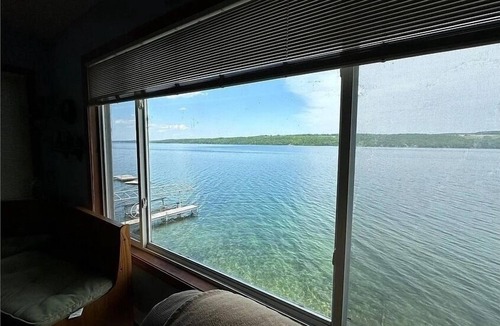 Poplar Ridge House | FingerLakes- Owasco Lake Escape