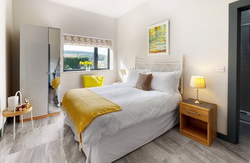 Wortley Bed & Breakfast | Finkle Green B & B