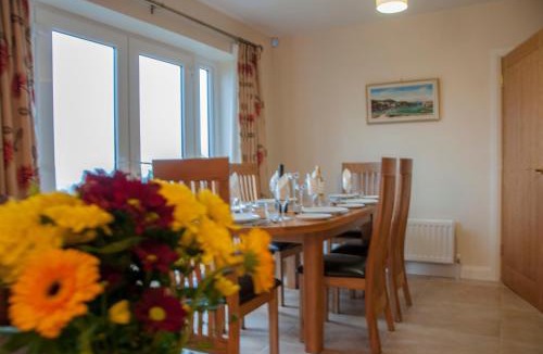 Strabane House | Finn Cottage