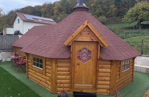 Voissant Cabin | Finnish Kota cody trip with jacuzzi and barrel sauna