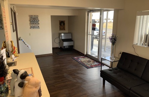 St. James Hotel | Finns Motel