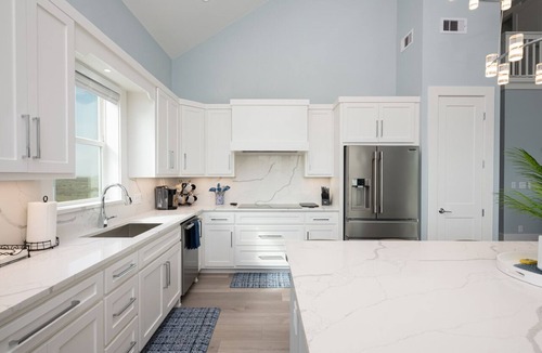 Port Bolivar House | Fins & Feathers! Ocean view and just so pretty!