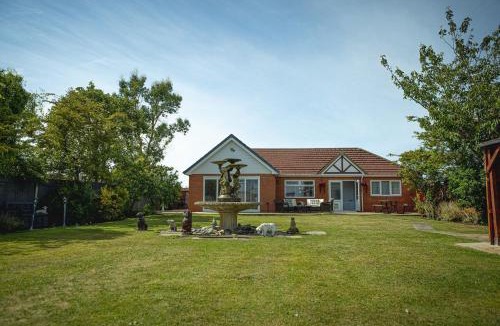 Ainsdale House | Finsters Retreat