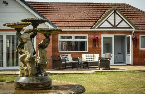 Ainsdale House | Finsters Retreat