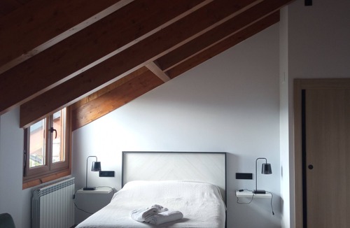 Laspaules Apartment | Fio de Neu Loft Apartment