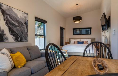 Paso Robles House | Fiorella Sofia-Vine Cottages