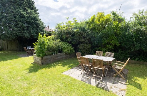 Henfield House | Fir Cottage by Interhome