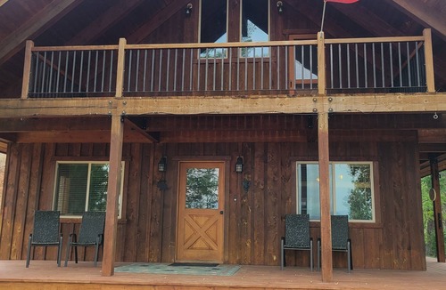 Adams County Cabin | Fir Creek Ridge House Perfect For Groups. Stunning Views Forest Access Sleeps 9+