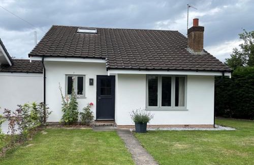 Chorlton-by-Backford House | Fir Tree Cottage