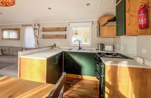 Chester House | Fir Trees Executive 3