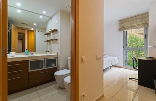 El Port Other | Fira Suites - Habitaciones privadas en Apartamento compartido